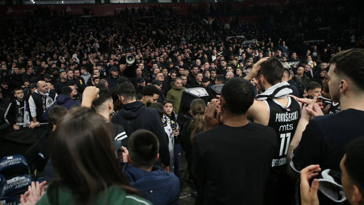 PARTIZAN ZOVE NAVIJAČE: Objavio cene karata za meč sa crveno-belima